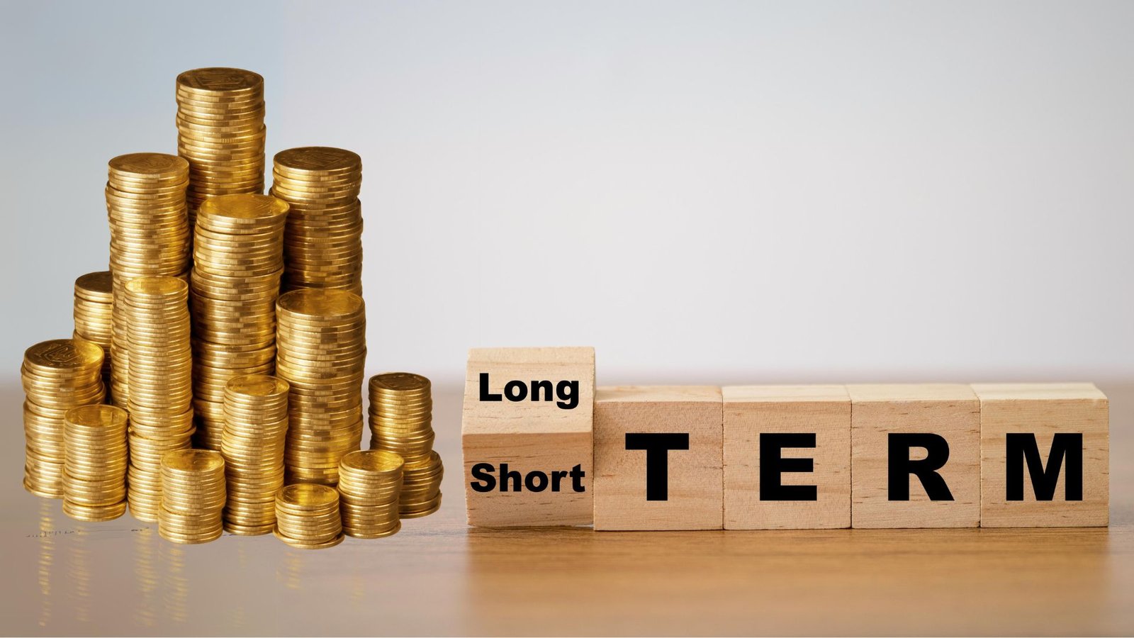 Long-term Vs. Short-term Gold Investing Strategies